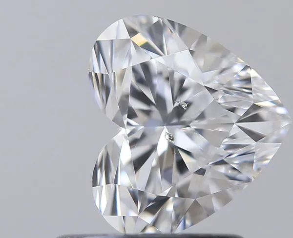 0.9ct HEART D SI2 Natural diamond