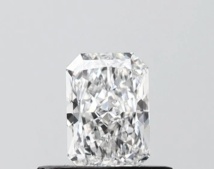0.53ct RADIANT D VVS2 Lab Grown diamond