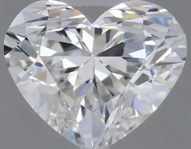 0.47ct HEART E VVS2 Natural diamond
