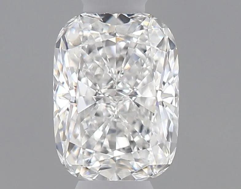 0.33ct CUSHION E VS1 Natural diamond