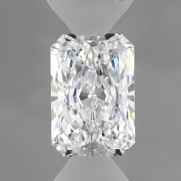 0.58ct RADIANT D VS1 Lab diamond
