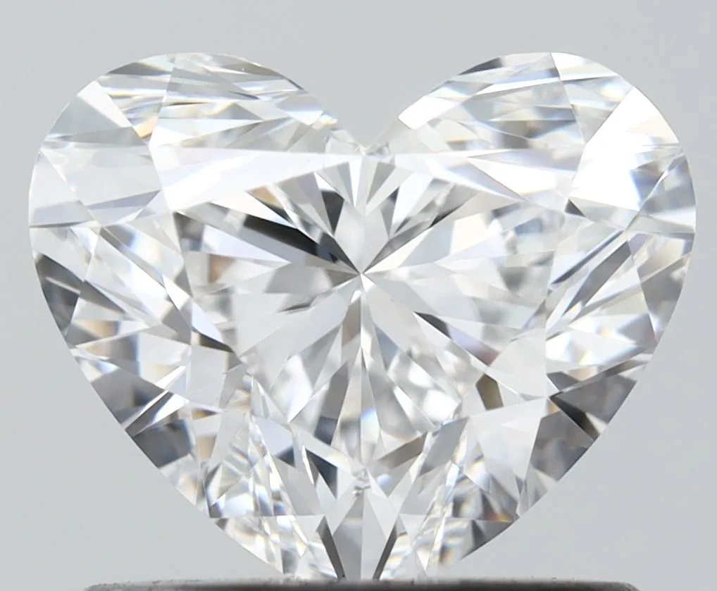 0.91ct HEART E VVS2 Natural diamond