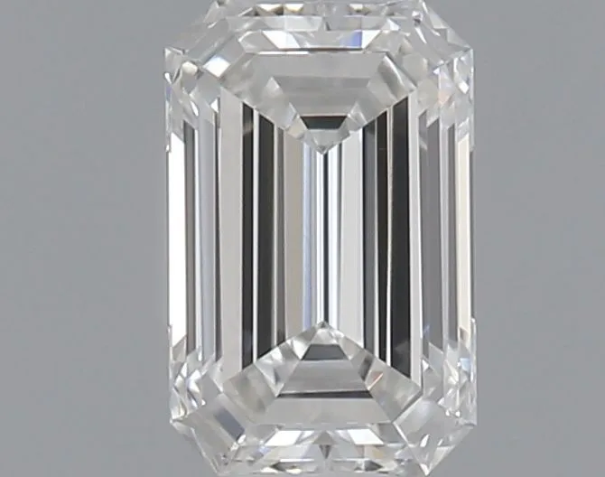 0.31ct EMERALD E VVS2 Natural diamond