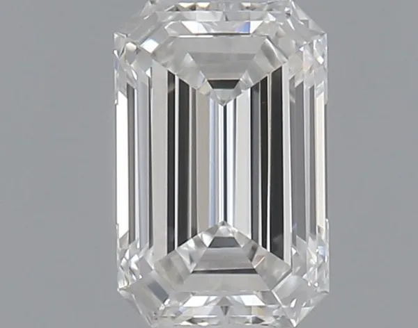 0.31ct EMERALD E VVS2 Natural diamond