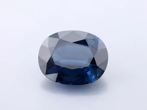 3.43ct Blue Sapphire, Oval cut gemstone