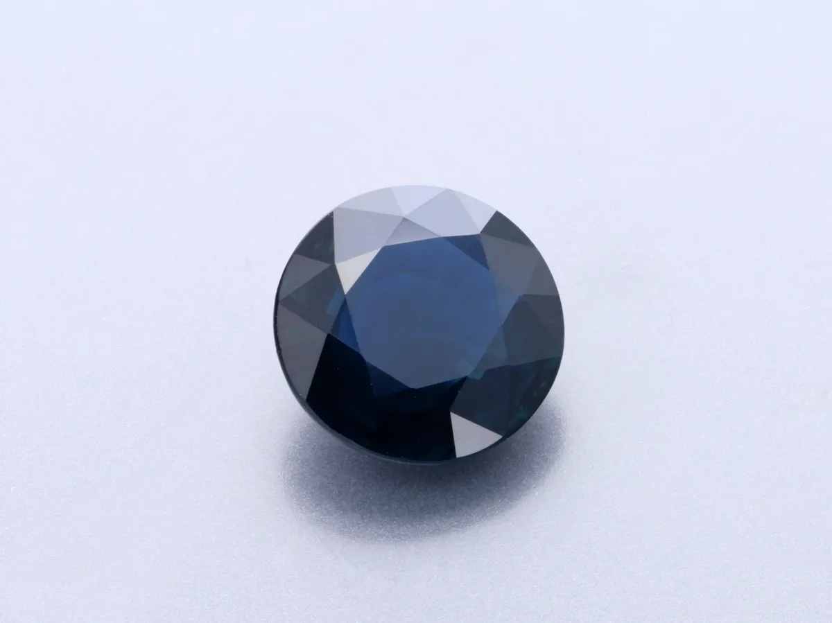 2ct Blue Sapphire, Round gemstone
