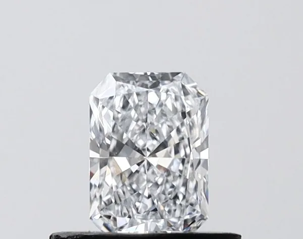 0.54ct RADIANT E FL Lab diamond