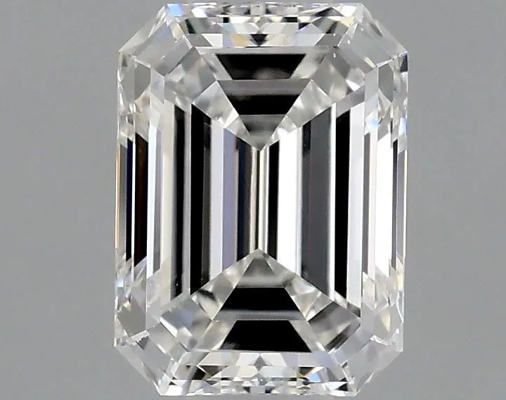 0.70ct EMERALD E VS2 Natural diamond