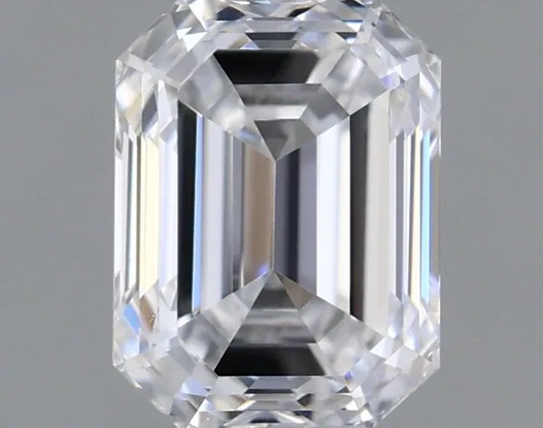 0.46ct EMERALD D VVS2 Natural diamond