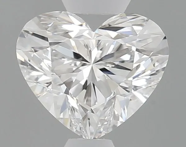 0.7ct HEART D VVS2 Lab diamond