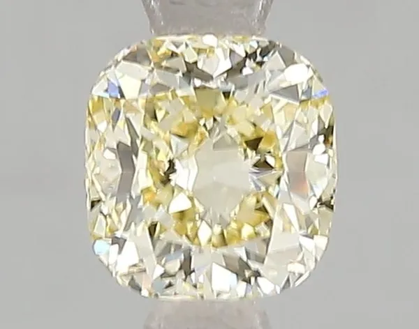 1.02ct CUSHION Fancy Light Yellow VS2 Coloured Lab diamond
