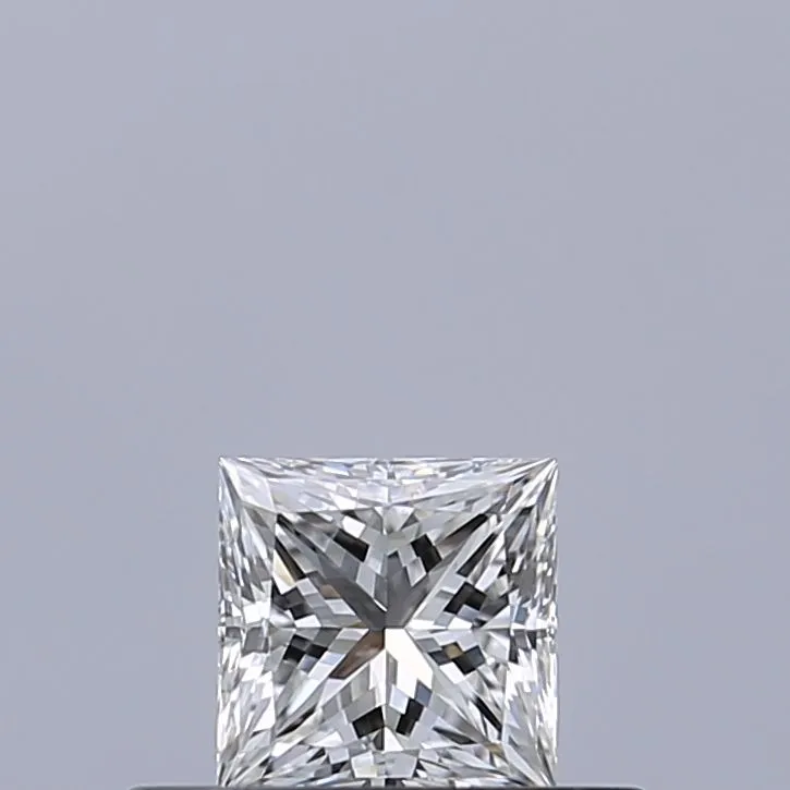 0.31ct PRINCESS E VVS1 Natural diamond