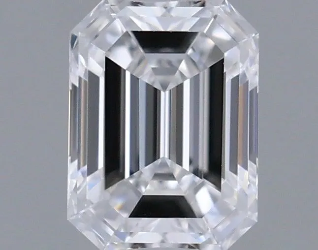 0.34ct EMERALD D VVS1 Natural diamond