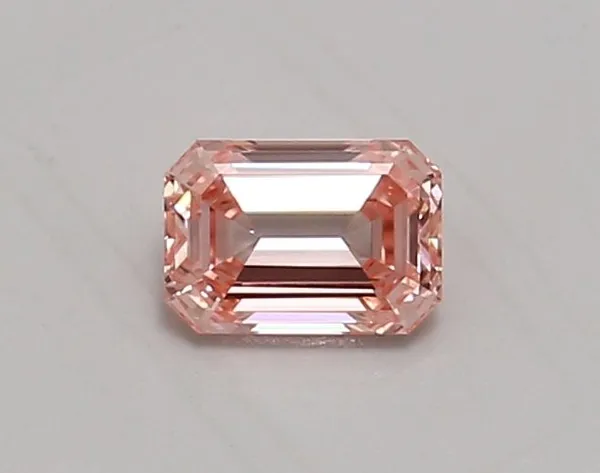 0.67ct EMERALD Fancy Vivid Pink VVS2 Coloured Lab diamond