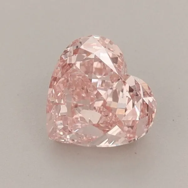 0.81ct HEART Fancy Vivid Pink VS1 Coloured Lab diamond