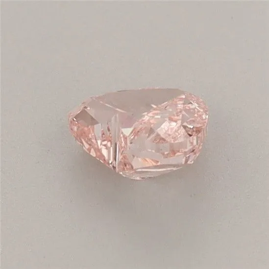 0.65ct HEART Fancy Vivid Pink VS2 Coloured Lab diamond