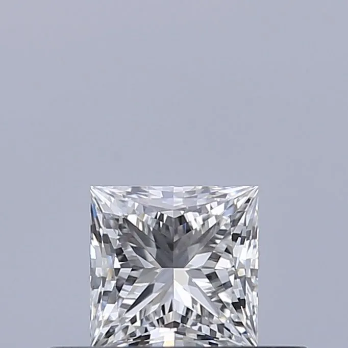 0.31ct PRINCESS E VVS1 Natural diamond