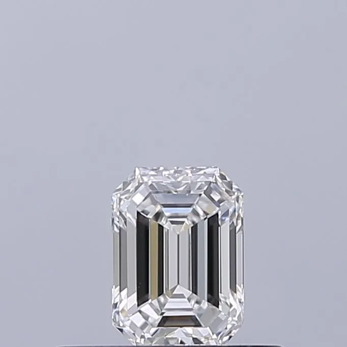 0.31ct EMERALD E VVS2 Natural diamond
