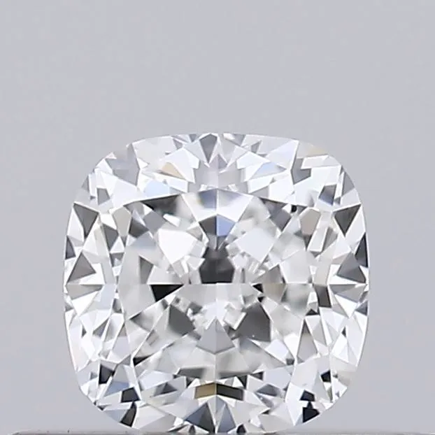 0.30ct CUSHION G VVS2 Natural diamond