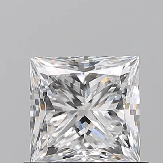 0.71ct PRINCESS E VVS2 Natural diamond