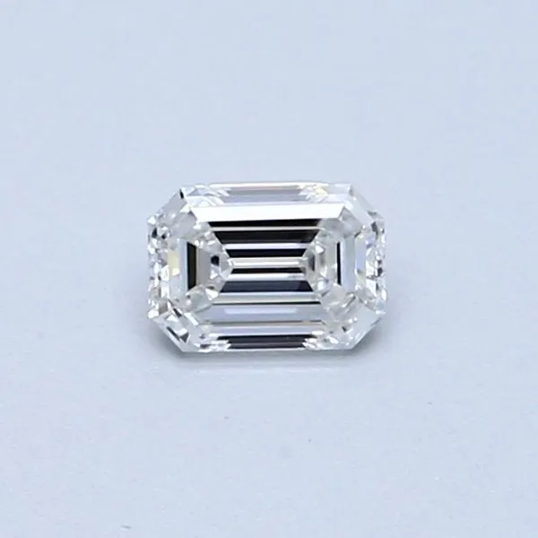 0.3ct EMERALD E VVS1 Natural diamond