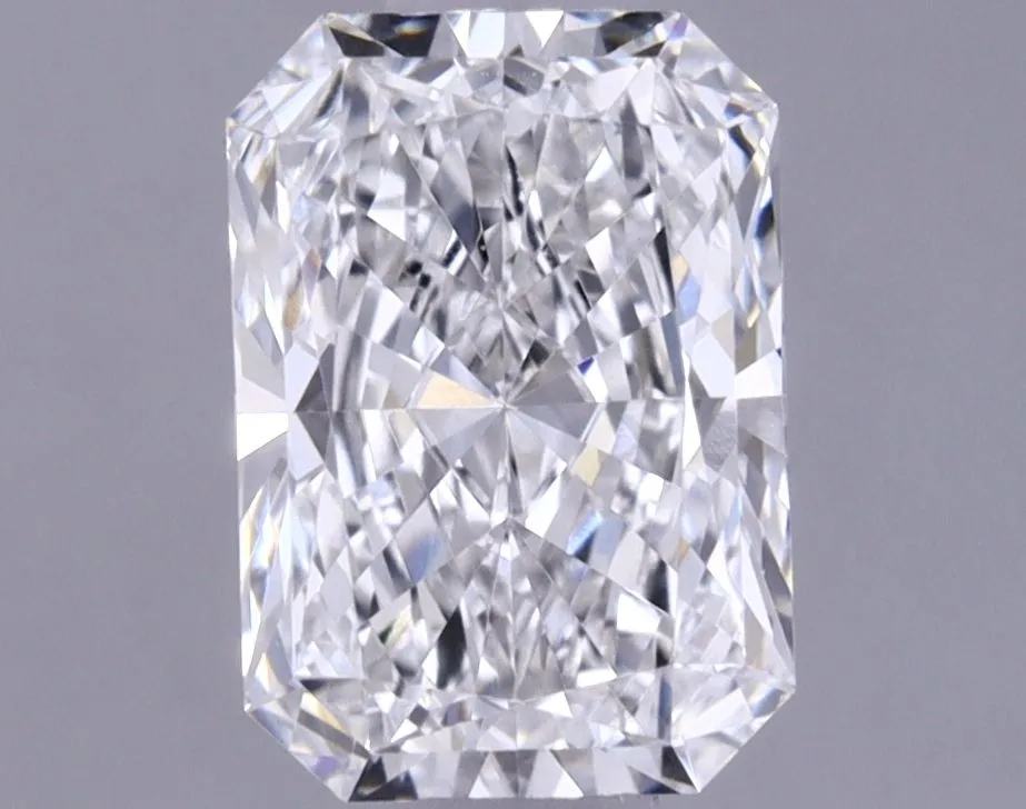 0.71ct RADIANT F VVS2 Lab Grown diamond