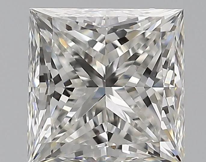 0.71ct PRINCESS G VVS2 Natural diamond
