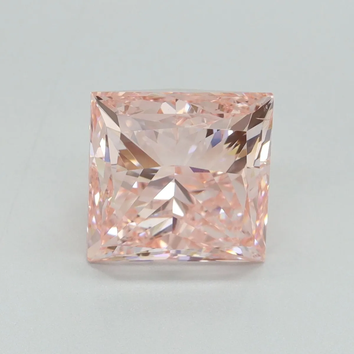 4.50ct PRINCESS Fancy Vivid Pink SI1 Coloured Lab diamond
