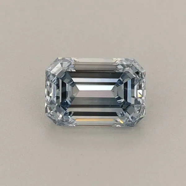 0.47ct EMERALD Fancy Light Blue VS2 Coloured Lab diamond