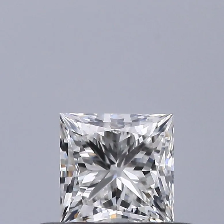 0.37ct PRINCESS G VVS1 Natural diamond