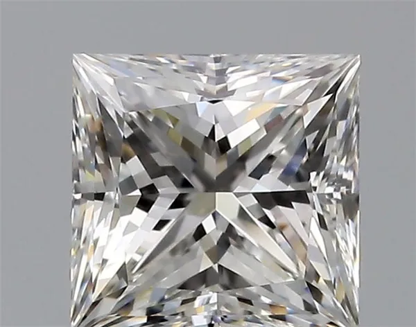 0.91ct PRINCESS G VVS2 Natural diamond