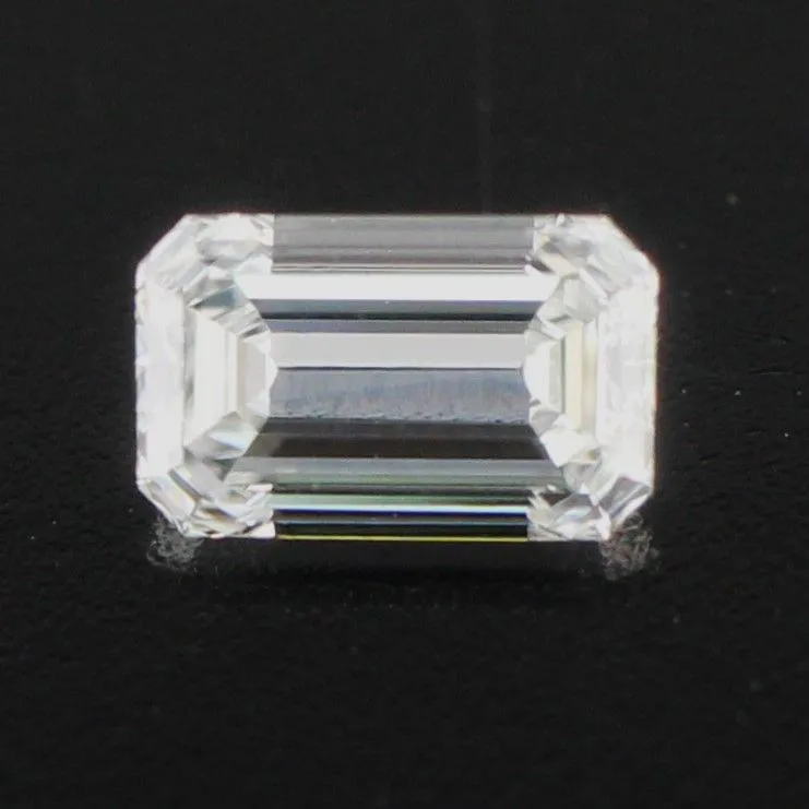 0.36ct EMERALD F VVS2 Natural diamond