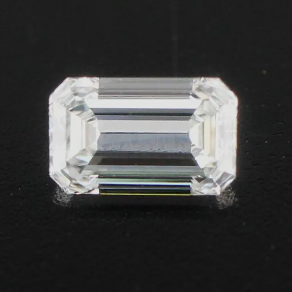 0.36ct EMERALD F VVS2 Natural diamond