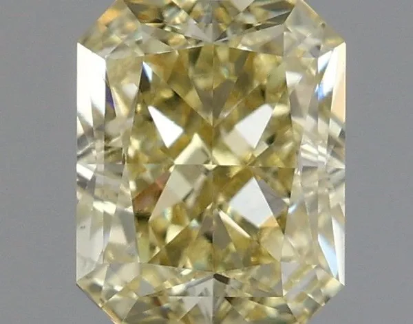 1.19ct RADIANT Fancy Light Yellow VS1 Coloured Lab diamond