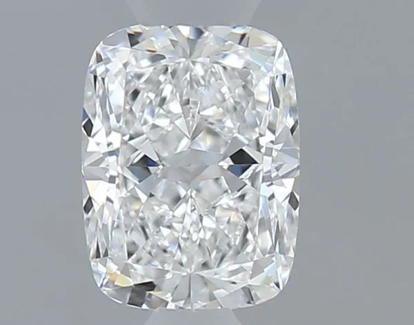 0.3ct CUSHION E VS1 Natural diamond