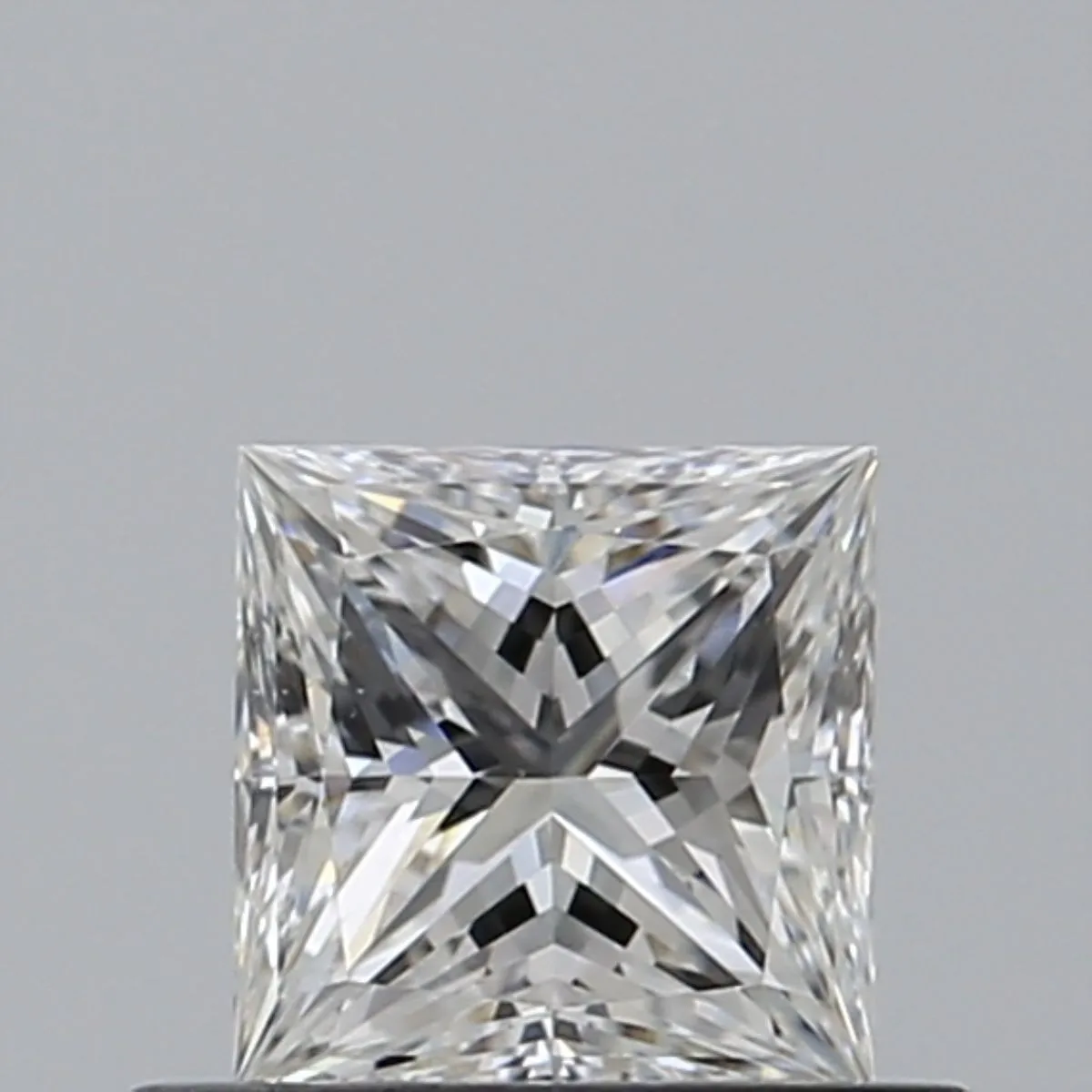 0.52ct PRINCESS F VS1 Natural diamond