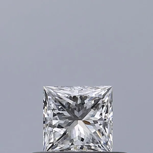 0.32ct PRINCESS D VVS1 Natural diamond