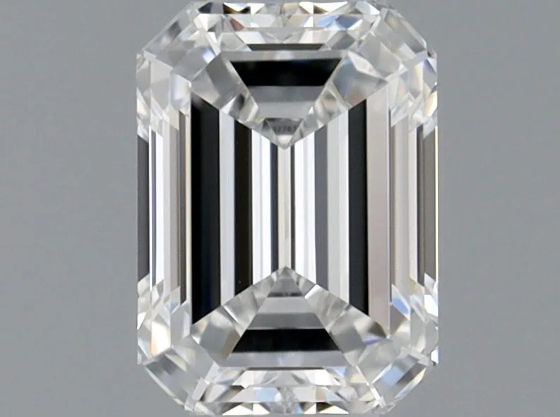 0.38ct EMERALD E VVS1 Natural diamond