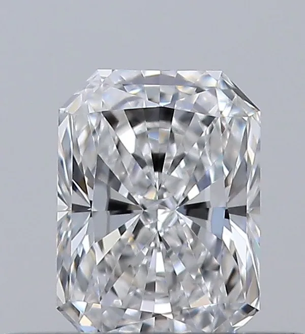 0.3ct RADIANT E IF Natural diamond