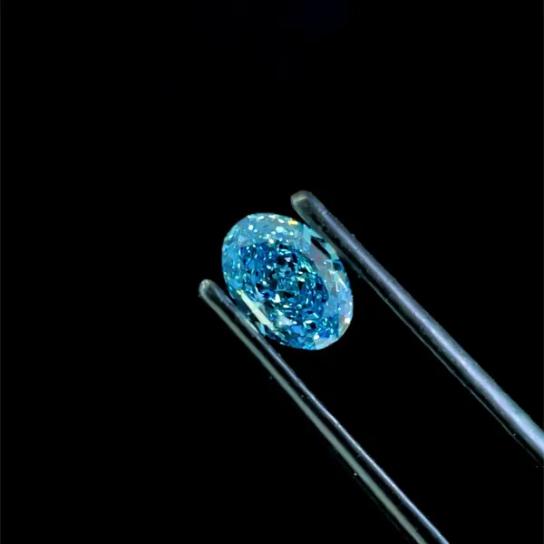 1.05ct OVAL Fancy Vivid Blue VVS2 Coloured Lab diamond