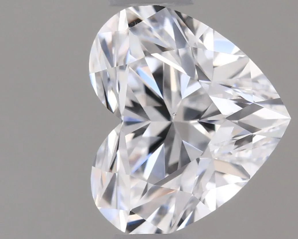 0.70ct HEART D VS2 Natural diamond