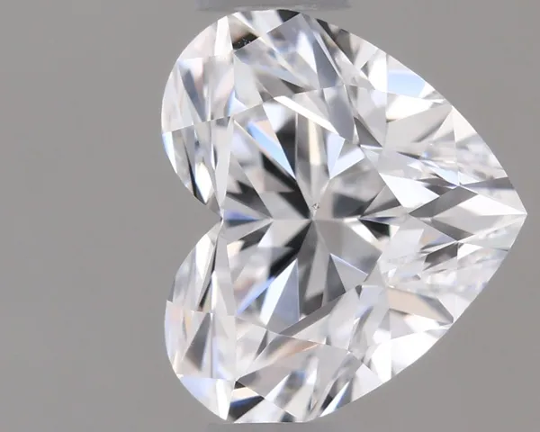 0.7ct HEART D VS2 Natural diamond