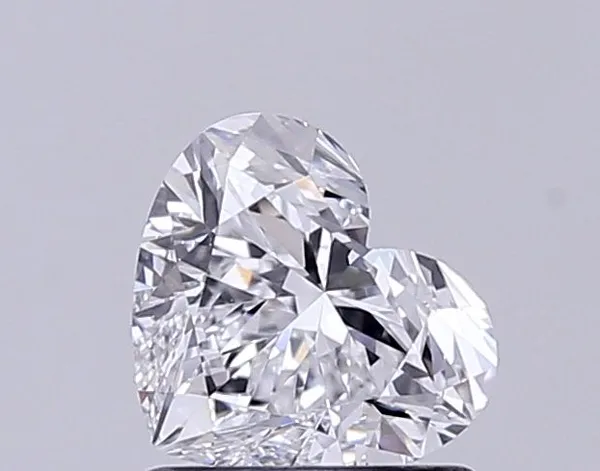 0.95ct HEART D VVS1 Lab diamond