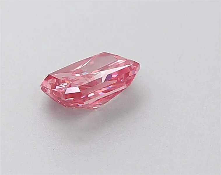 0.64ct RADIANT Fancy Vivid Pink VVS2 Coloured Lab diamond