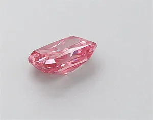 0.64ct RADIANT Fancy Vivid Pink VVS2 Coloured Lab diamond