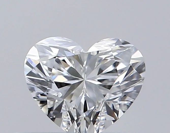 0.34ct HEART G VVS2 Natural diamond