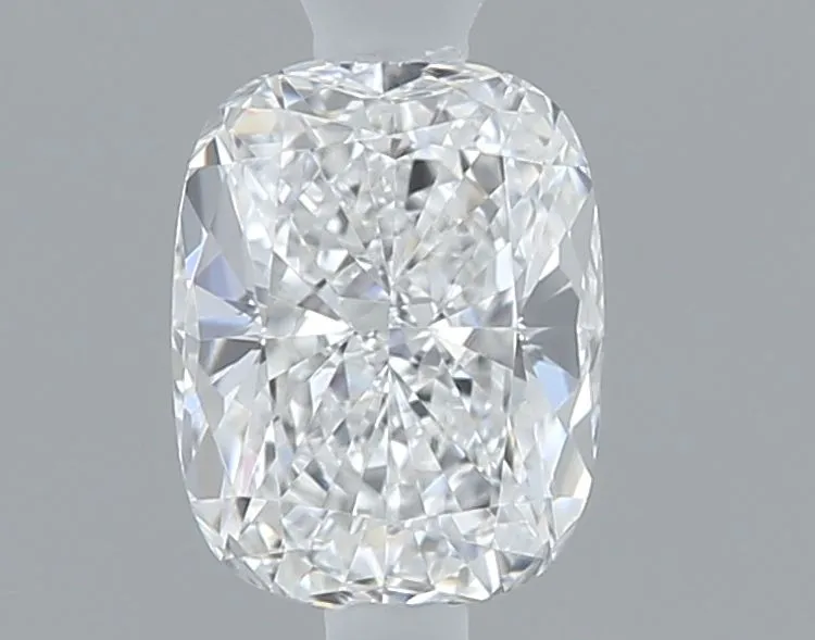 0.30ct CUSHION E VVS1 Natural diamond