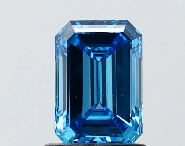 1.05ct EMERALD Fancy Vivid Blue VS2 Coloured Lab diamond