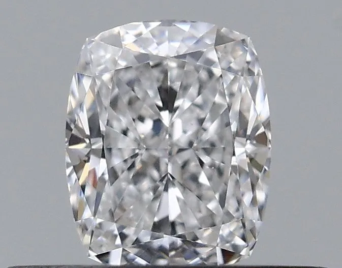 0.34ct CUSHION D VVS1 Natural diamond