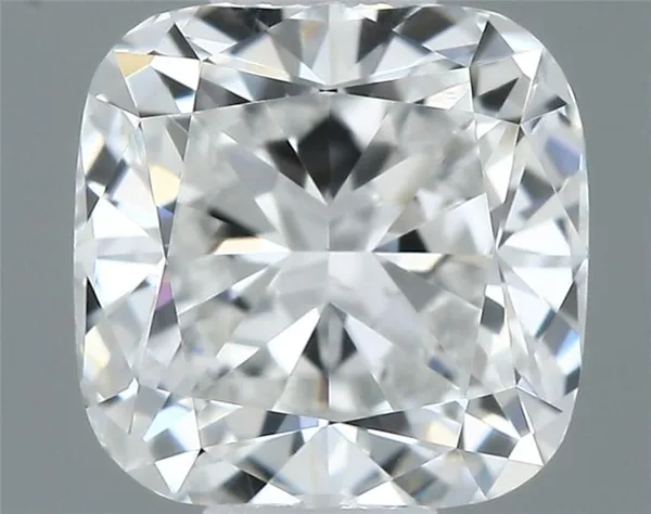 0.38ct CUSHION E VVS2 Natural diamond